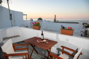 Cycladic sea view house near the Castle